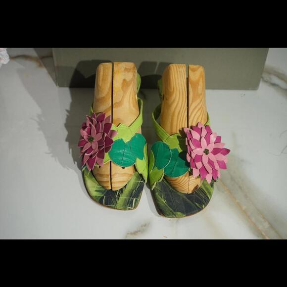 Michael Simon Floral pumps shoes Kitten heel - Picture 2 of 5